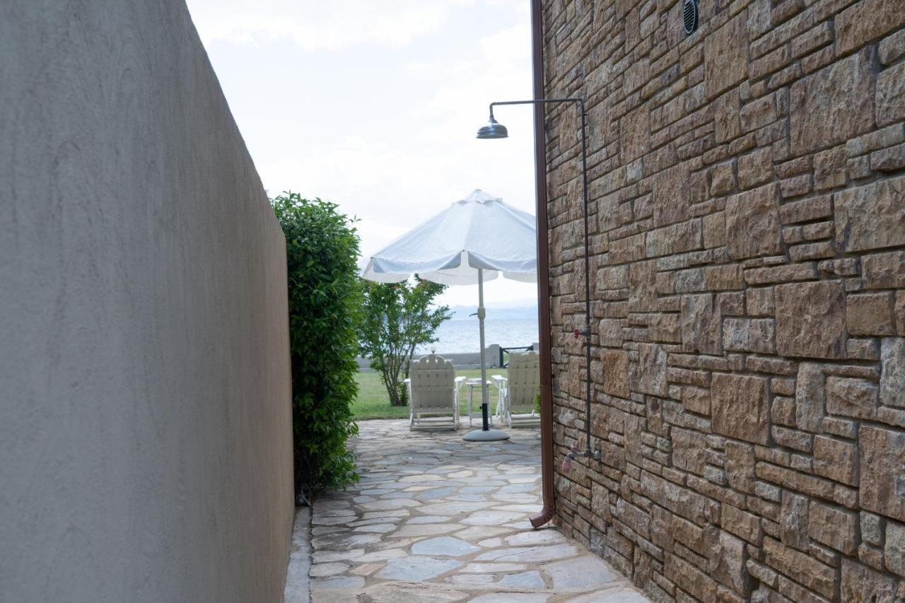 Alemar Estates Ouranoupolis Villa Bagian luar foto